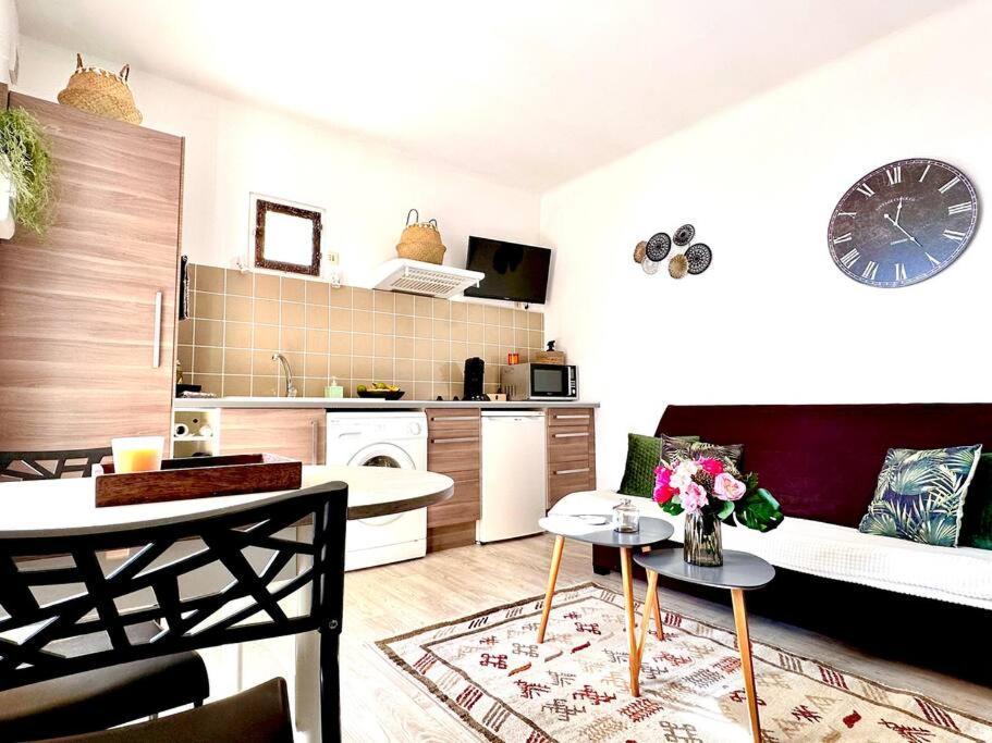 Le Coin De Mer 2, Bord De Mer, Plage 30M, Cosy, Clim, Wifi, 4 Personnes Fos-sur-Mer Exteriör bild